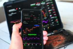 株式投資の決算発表で気を付けるべき注意点とは？